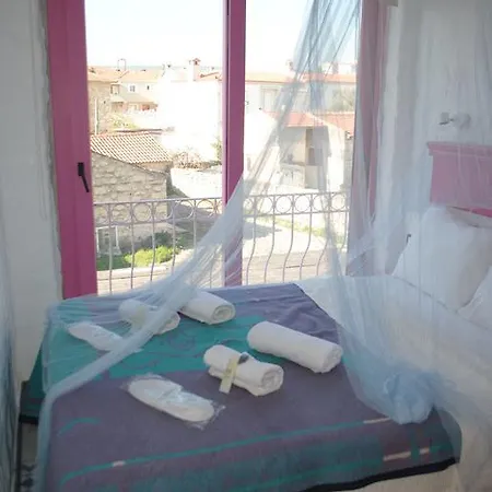 Aladam 住宿加早餐酒店 阿拉恰特