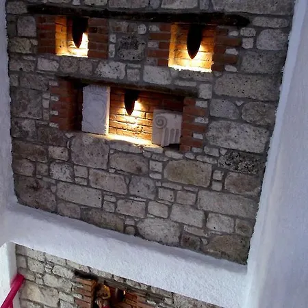 住宿加早餐酒店 Aladam