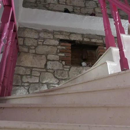 住宿加早餐酒店 Aladam