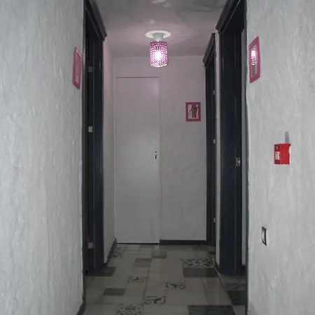 فندق مبيت وإفطار Aladam