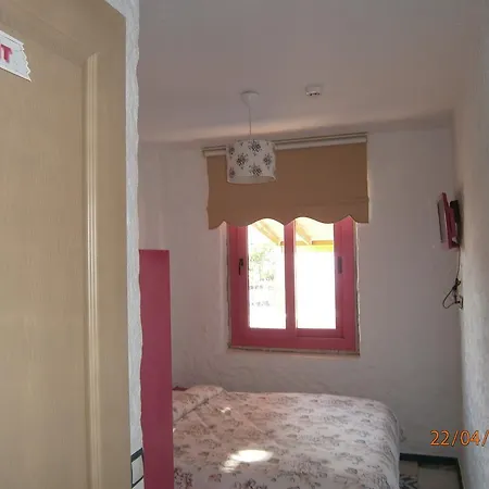 Aladam فندق مبيت وإفطار *